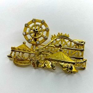 AJC Vintage gold tone amusement park brooch with moving Ferris wheel